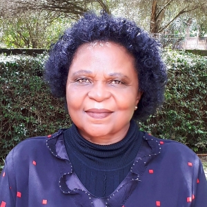 Elizabeth Mwakalinga